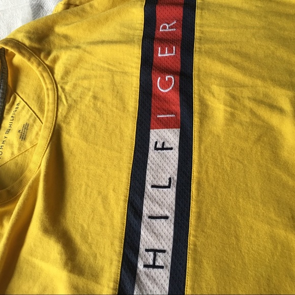 Tommy Hilfiger Mens Shirt - Picture 2 of 5